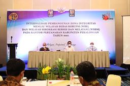 Head of BPS Pekalongan City Become Speaker On Internalization Of Integrity Zone In The Land Agency